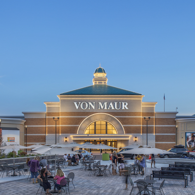 von-maur-showcase