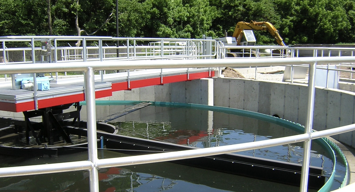 wastewater treatment plant clarifier