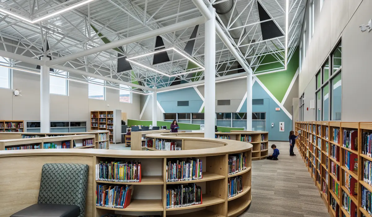 Western Hills Elementary Media Center Library
