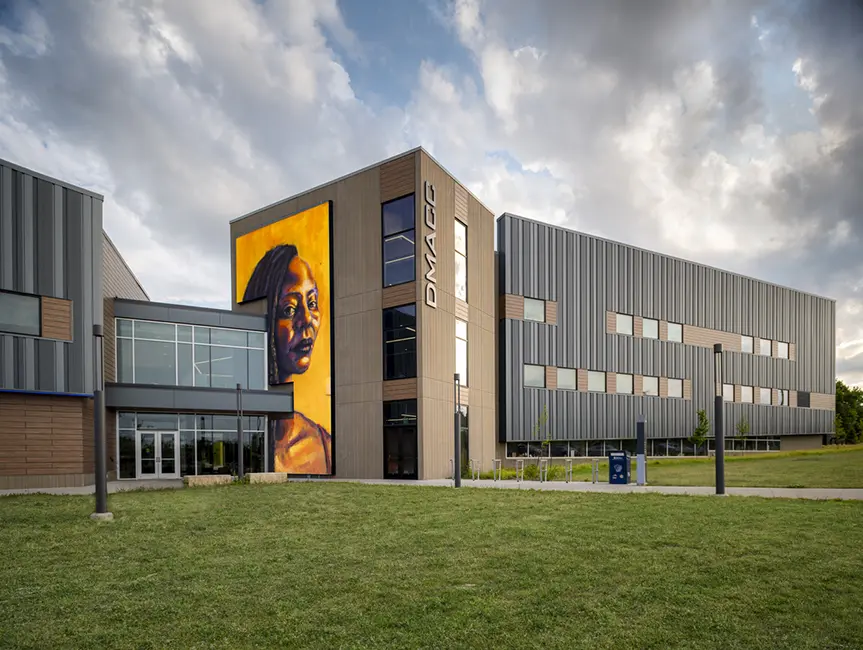 Community College, LED Display, Signage