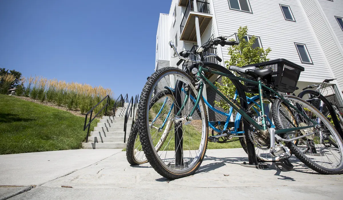 8th Street Apartments Bike Rack